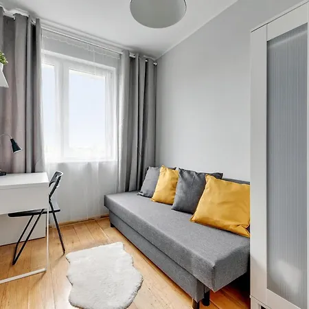 Homestay Gospody 6e, Blisko Morza, 700m Do Ergo Areny, 1,4km Do Hipodromu *