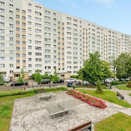 Homestay Gospody 6e, Blisko Morza, 700m Do Ergo Areny, 1,4km Do Hipodromu Gdansk