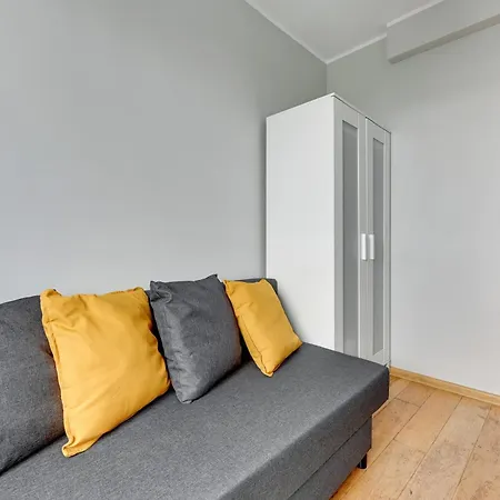 Gospody 6e, Blisko Morza, 700m Do Ergo Areny, 1,4km Do Hipodromu